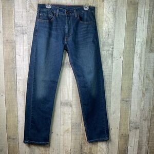 Levi’s Blue Denim Jeans Size 32/32 w/5 Pockets Belt Loops & Button & Zip Closure